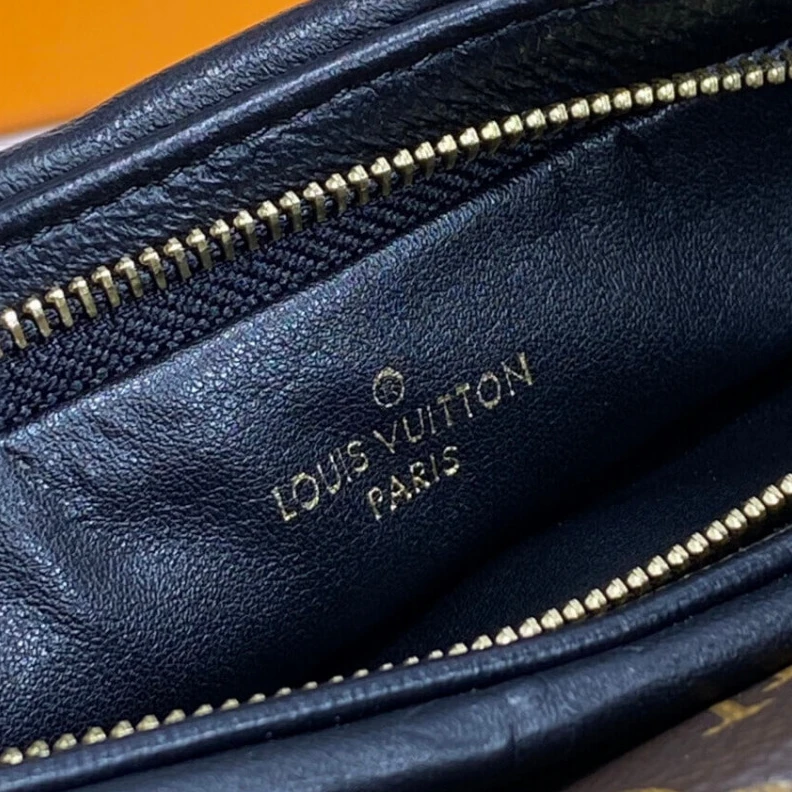 Replica bags lv 3 individ Louis Vuitton LV3 Pouch
