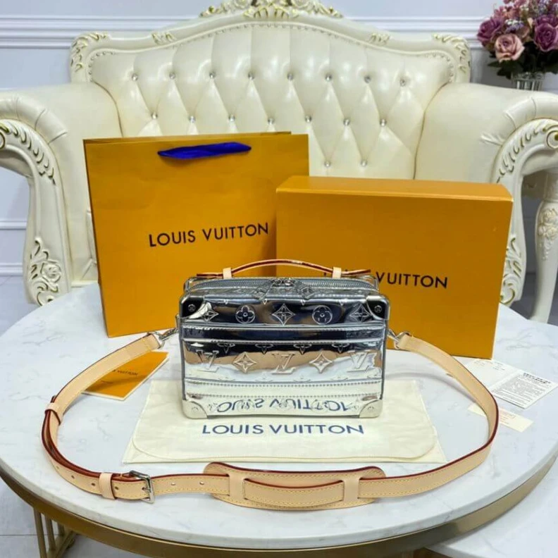Mythick.ru Louis Vuitton LVXNBA Handle Trunk Silver