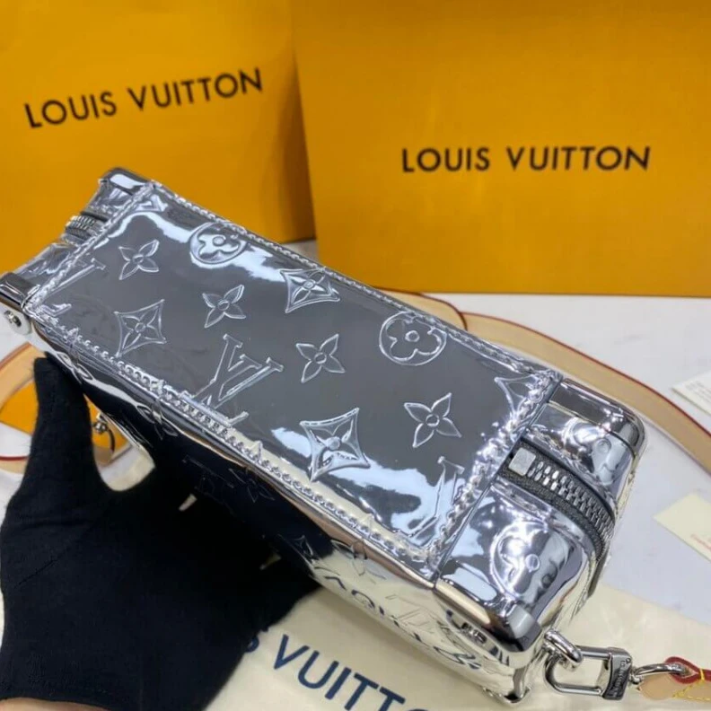 Mythick.ru Louis Vuitton LVXNBA Handle Trunk Silver