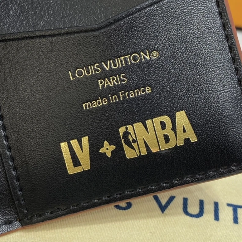Replica bags Outside p Louis Vuitton LVXNBA Pocket Organizer Brown