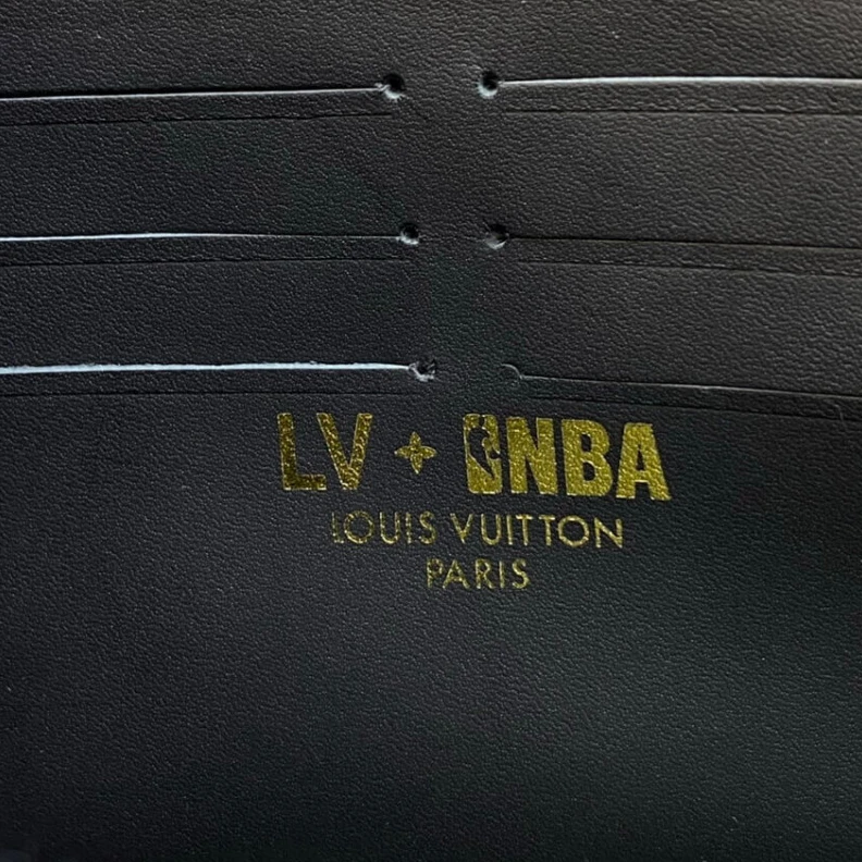 Replica bag Textile l Louis Vuitton LVXNBA Soft Trunk Wearable Wallet