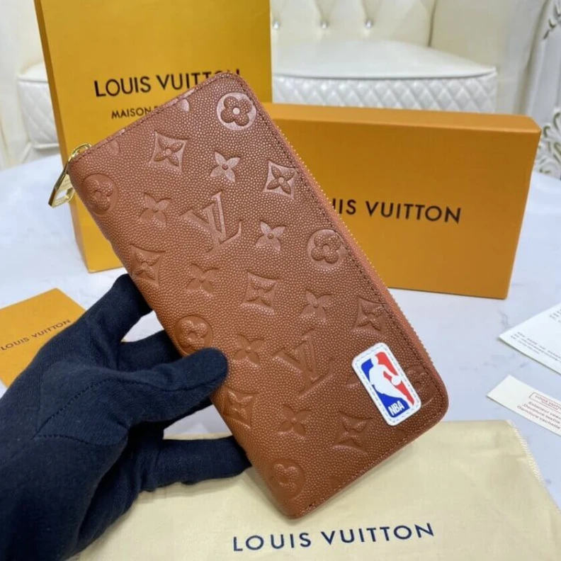 Mythick ru 10 x 20 x Louis Vuitton LVXNBA Zippy Wallet Vertical Brown