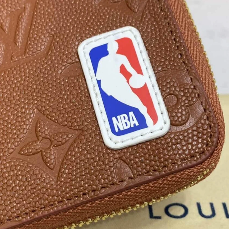 Mythick ru 10 x 20 x Louis Vuitton LVXNBA Zippy Wallet Vertical Brown