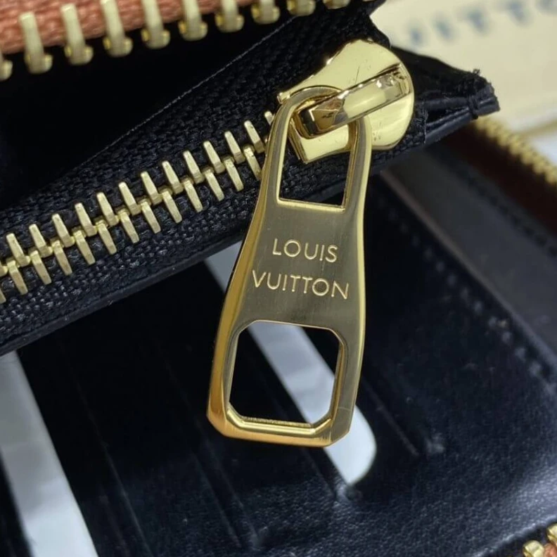Mythick ru 10 x 20 x Louis Vuitton LVXNBA Zippy Wallet Vertical Brown