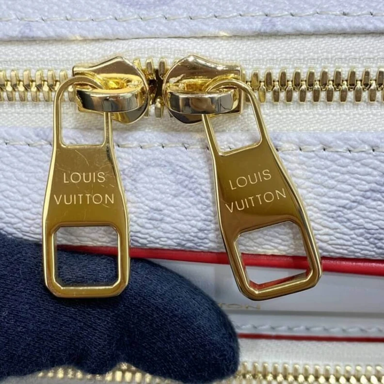 Lv belts replica 2 outside Louis Vuitton LVxNBA Nil Messenger Bag Antartica