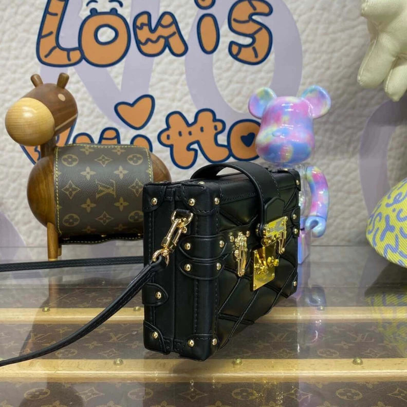 Replica bags lv Black Bei Louis Vuitton Lambskin Petite Malle