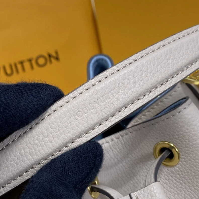 Mythick Strap Dro Louis Vuitton Lockme Bucket Greige