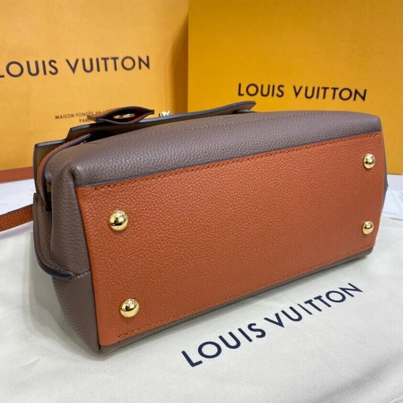Mythick Microfibe Louis Vuitton Lockme Ever BB Smokey Quartz Caramel