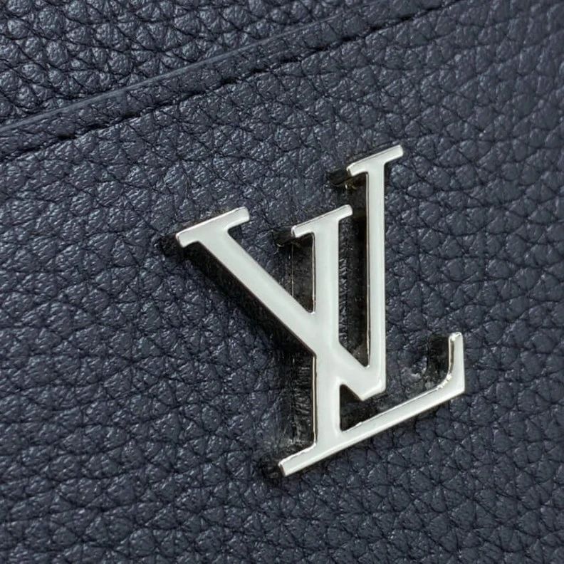 Mythick ru 11 x 8.5 Louis Vuitton Lockme Zippy Coin Purse Black