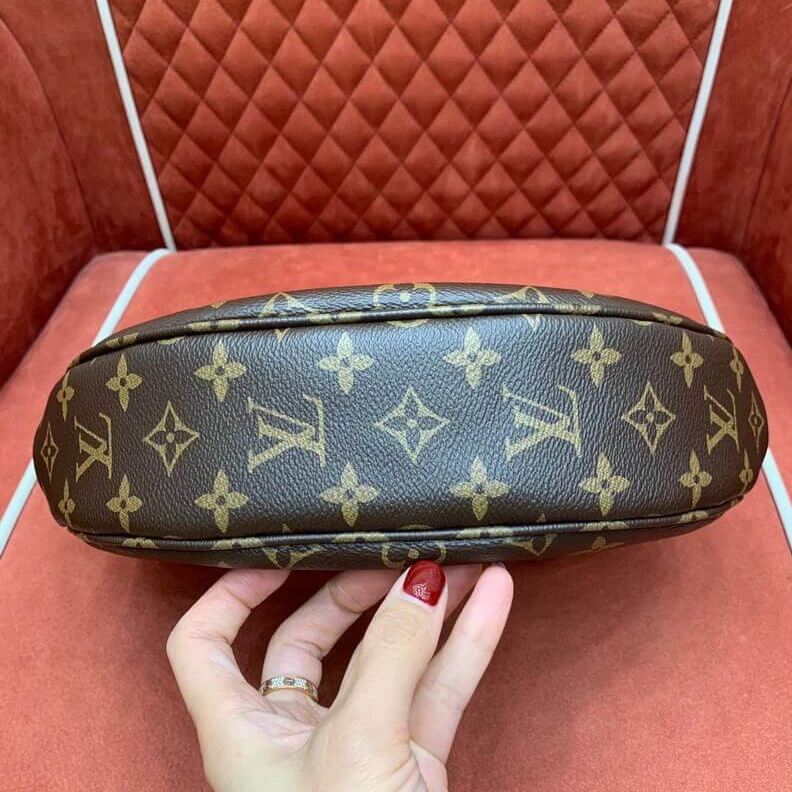 Louis vuitton locations Louis Vuitton Looping Bag