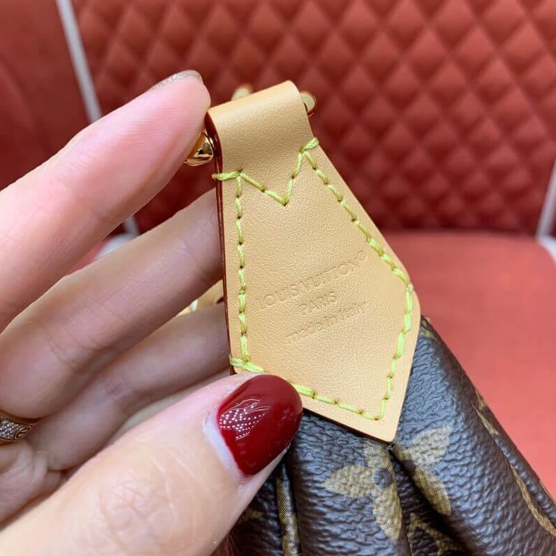 Louis vuitton locations Louis Vuitton Looping Bag