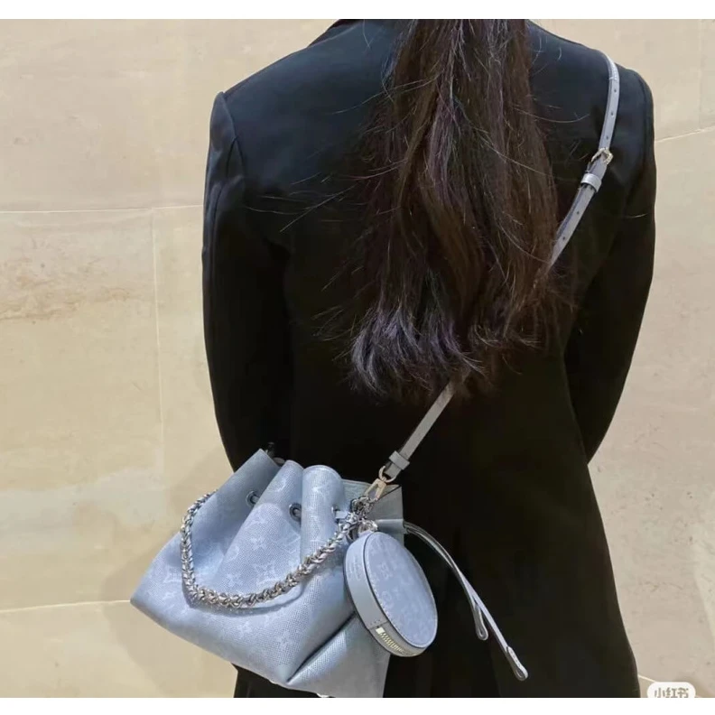 Lv belts replica Round coi Louis Vuitton Mahina Bella Tote Bag Bleu Horizon