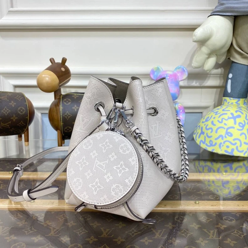 Replica bags lv Strap dro Louis Vuitton Mahina Bella Tote Bag Gris Souris Gray