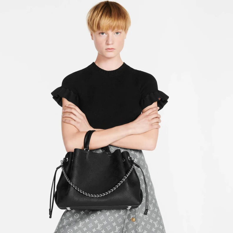 Mythick Strap dro Louis Vuitton Mahina Calf Leather Bella Tote Black