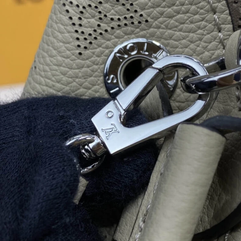 Replica bags lv Microfibe Louis Vuitton Mahina Leather Bella Galet