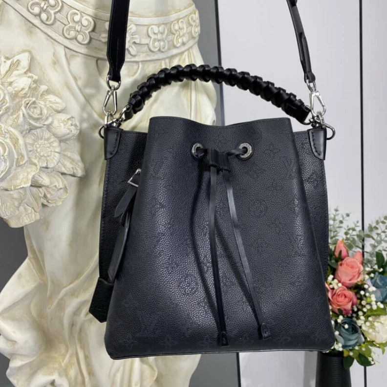 Mythick Microfibe Louis Vuitton Mahina Perforated Calf Leather Muria Black
