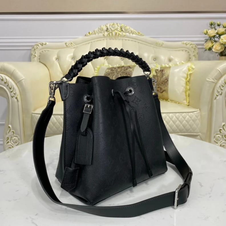 Mythick Microfibe Louis Vuitton Mahina Perforated Calf Leather Muria Black