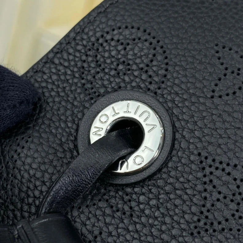 Mythick Microfibe Louis Vuitton Mahina Perforated Calf Leather Muria Black