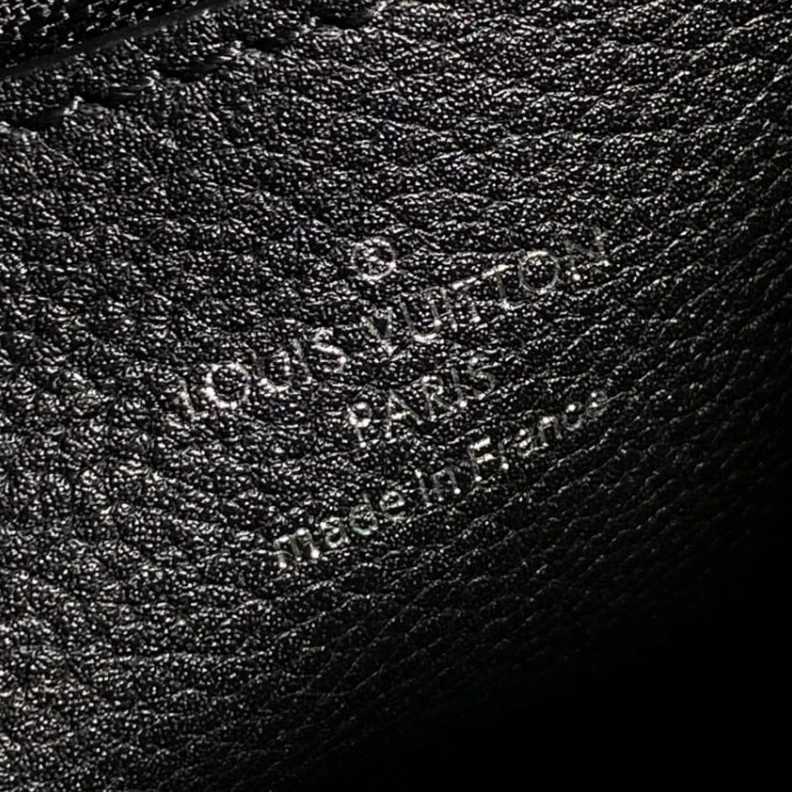 Mythick Microfibe Louis Vuitton Mahina Perforated Calf Leather Muria Black