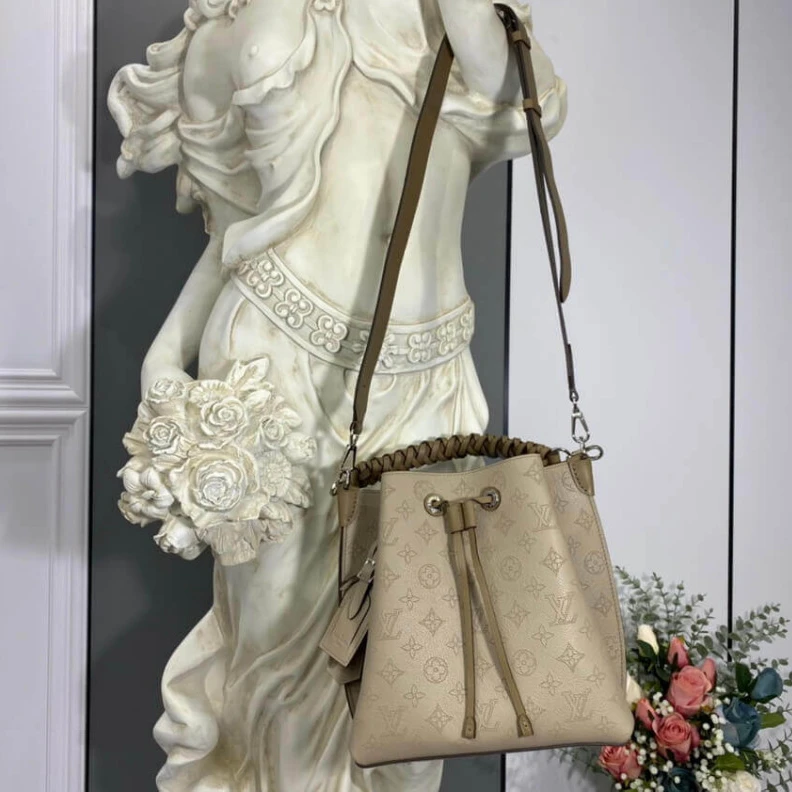 Replica bag Microfibe Louis Vuitton Mahina Perforated Calf Leather Muria Galet Gray