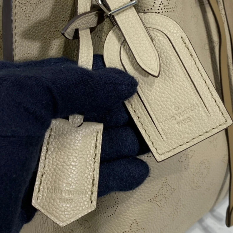 Replica bag Microfibe Louis Vuitton Mahina Perforated Calf Leather Muria Galet Gray