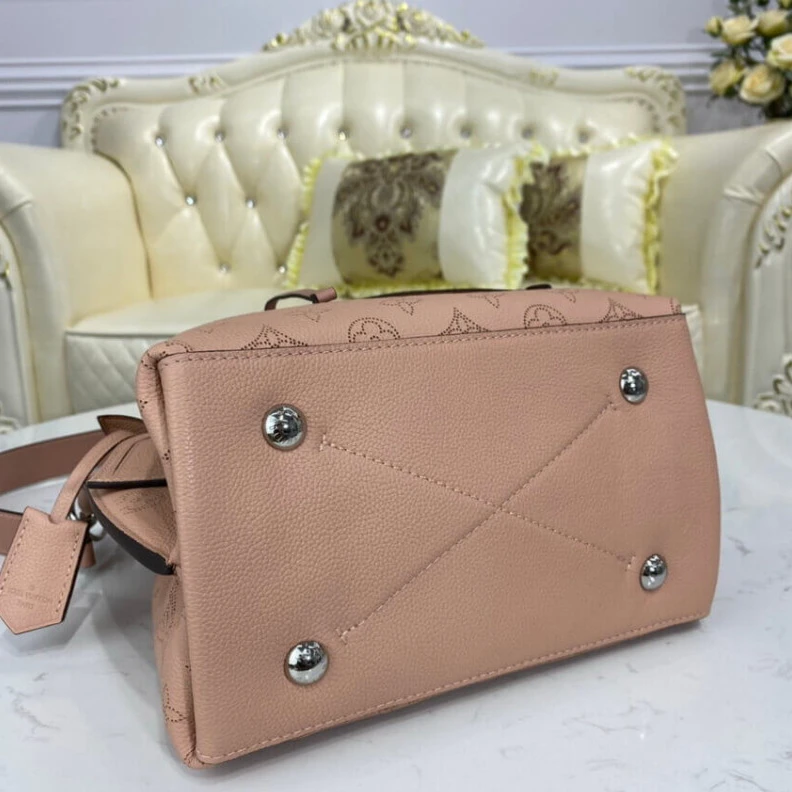 Replica bags 25 x 25 x Louis Vuitton Mahina Perforated Calf Leather Muria Magnolia Pink