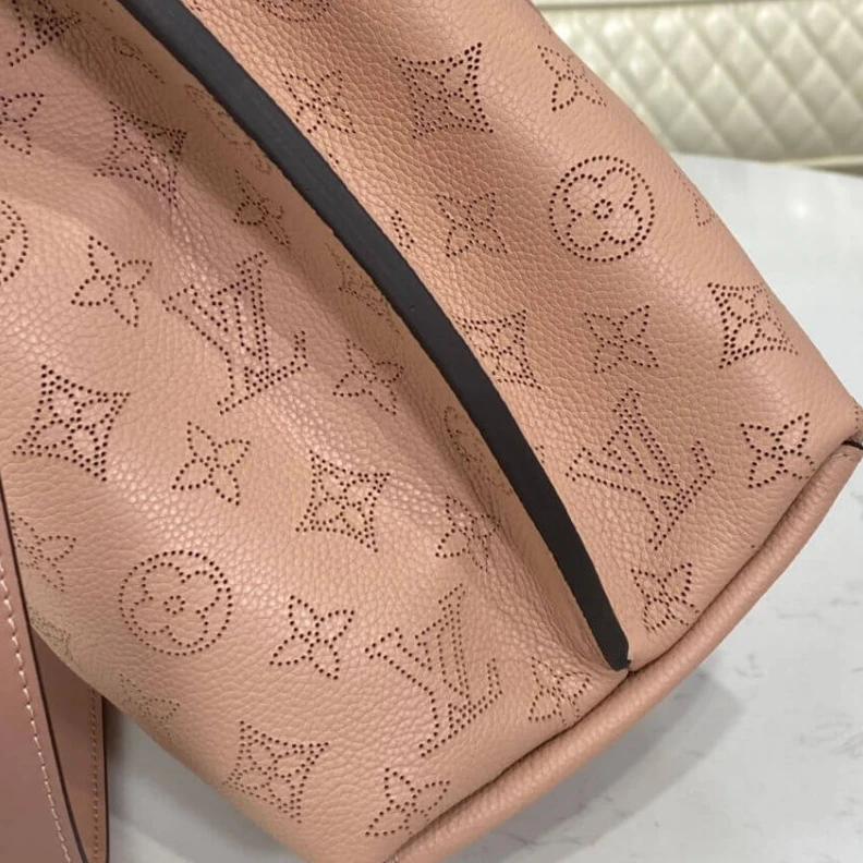 Replica bags 25 x 25 x Louis Vuitton Mahina Perforated Calf Leather Muria Magnolia Pink