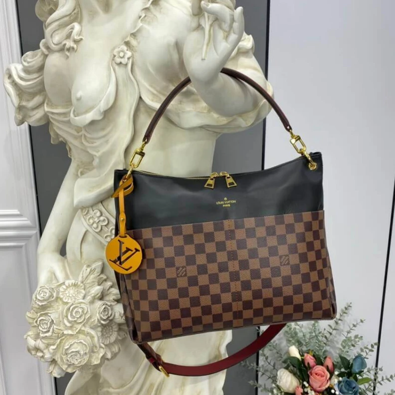 Louis vuitton locations Strap Drop Louis Vuitton Maida Hobo Black