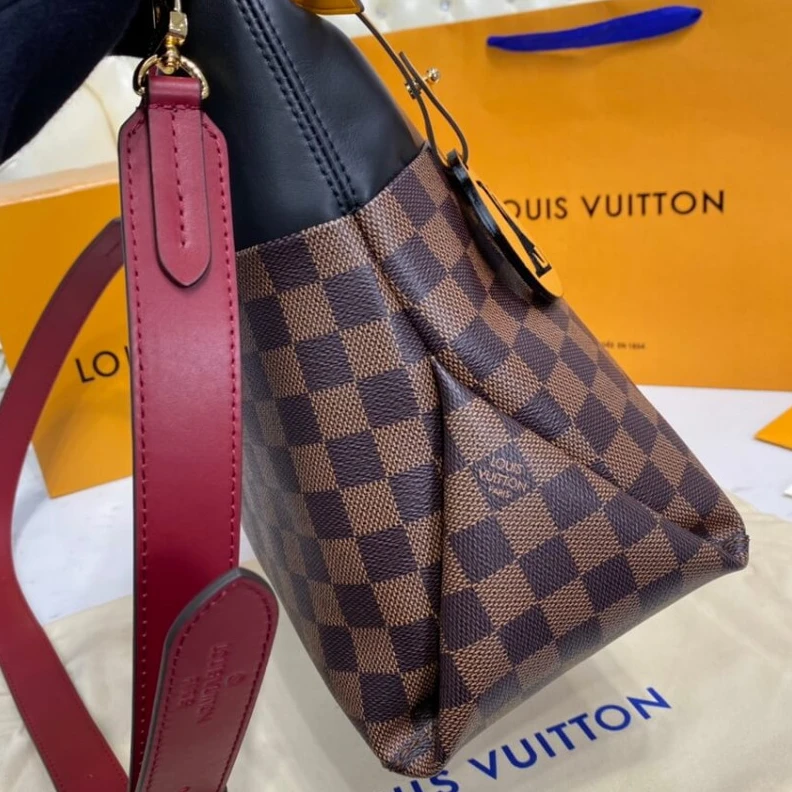 Louis vuitton locations Strap Drop Louis Vuitton Maida Hobo Black