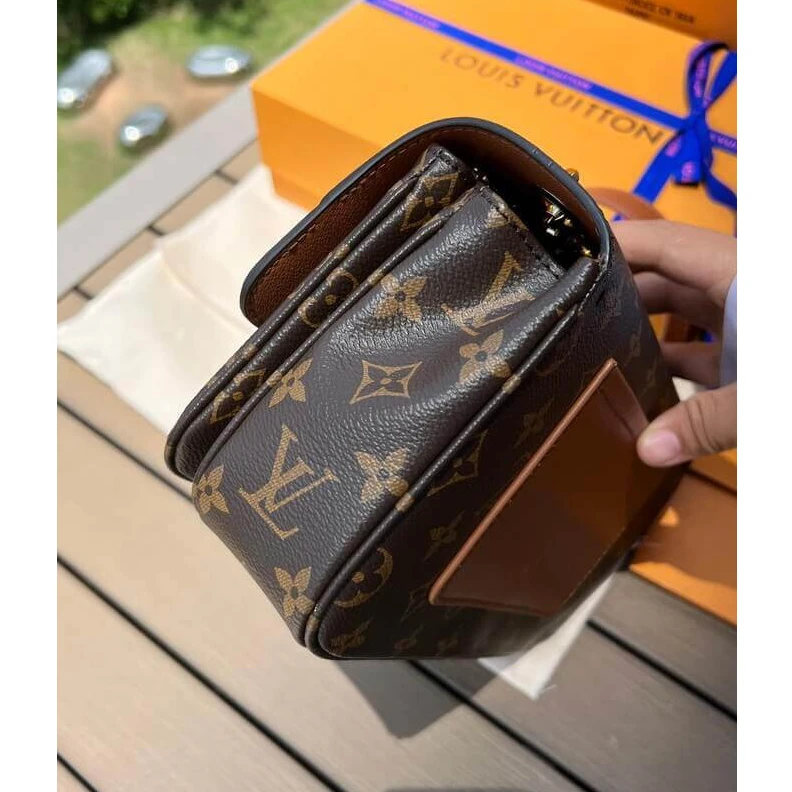 Louis vuitton locations Louis Vuitton Marceau Bag Caramel Brown