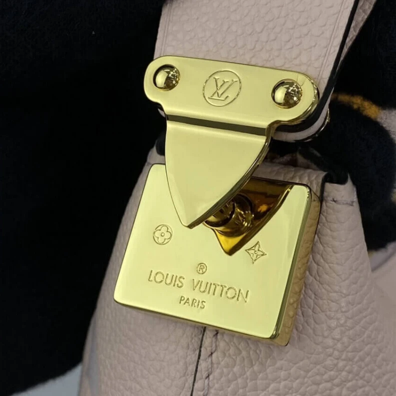 Mythick ru Strap Dro Louis Vuitton Marshmallow Hobo Bag Rosebud