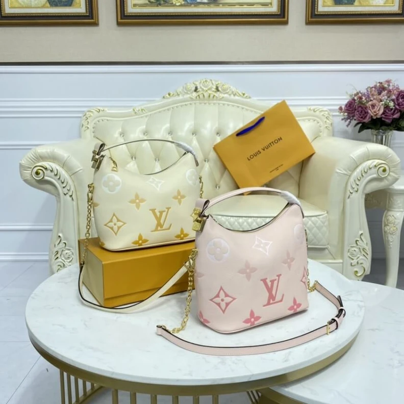 Mythick ru Strap Dro Louis Vuitton Marshmallow Hobo Bag Rosebud