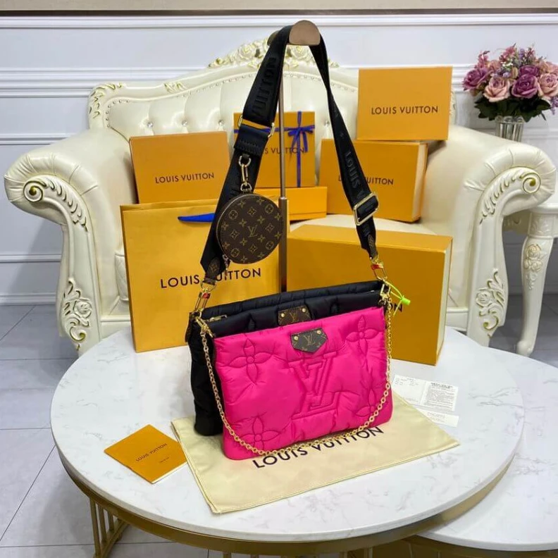 Mythick Dring on Louis Vuitton Maxi Multi Pochette Accessoires Black Fuchsia