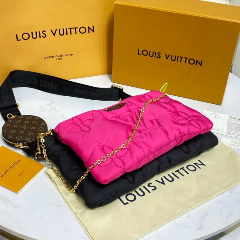 Mythick Dring on Louis Vuitton Maxi Multi Pochette Accessoires Black Fuchsia