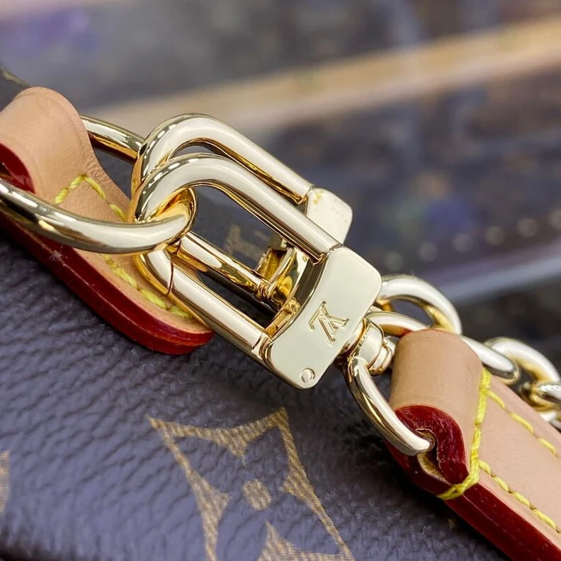 Mythick ru Louis Vuitton Mini Bumbag