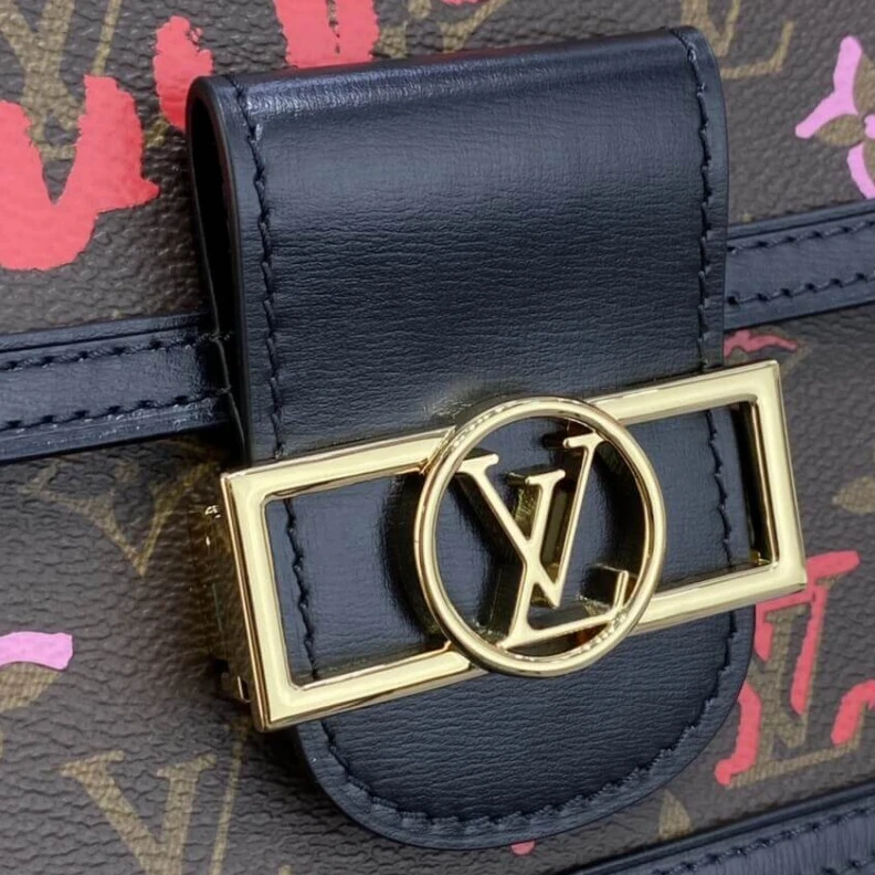Mythick.ru Monogram Louis Vuitton Mini Dauphine