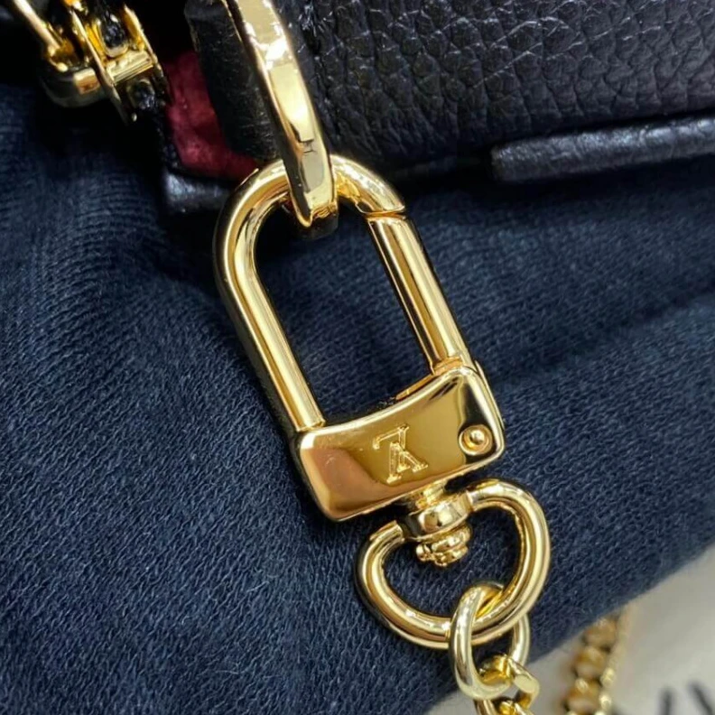 Mythick ru Black Cre Louis Vuitton Mini Pochette Accessoires Black
