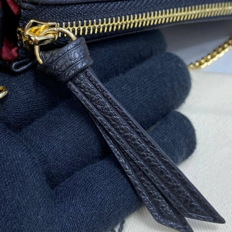 Mythick ru Black Cre Louis Vuitton Mini Pochette Accessoires Black