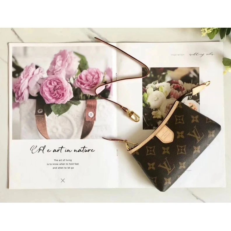 Mythick ru Removable LV Mini Pochette Delightful