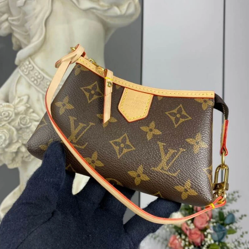 Mythick ru Removable LV Mini Pochette Delightful
