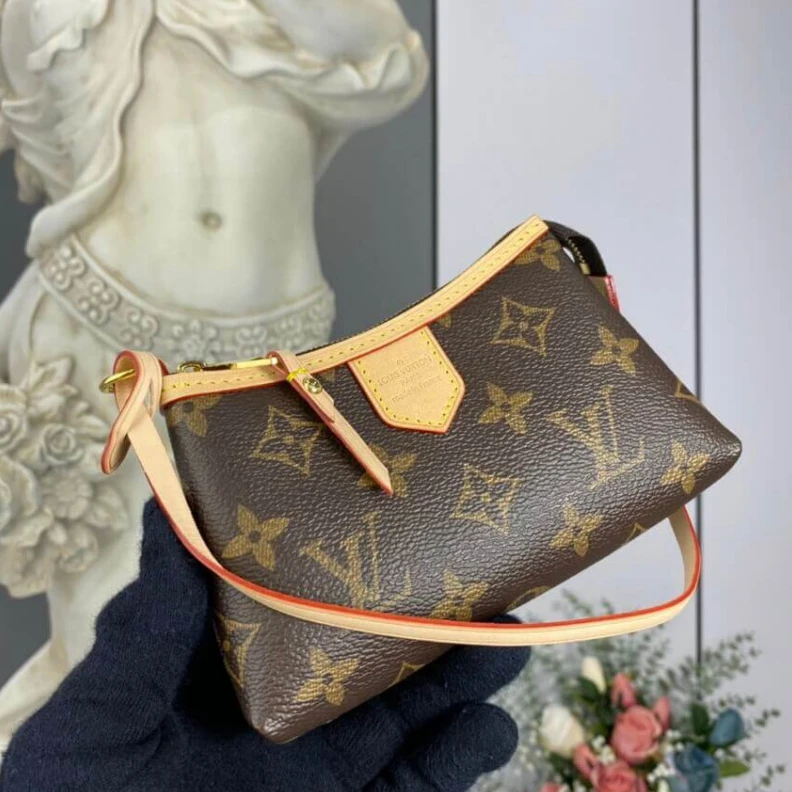 Mythick ru Removable LV Mini Pochette Delightful