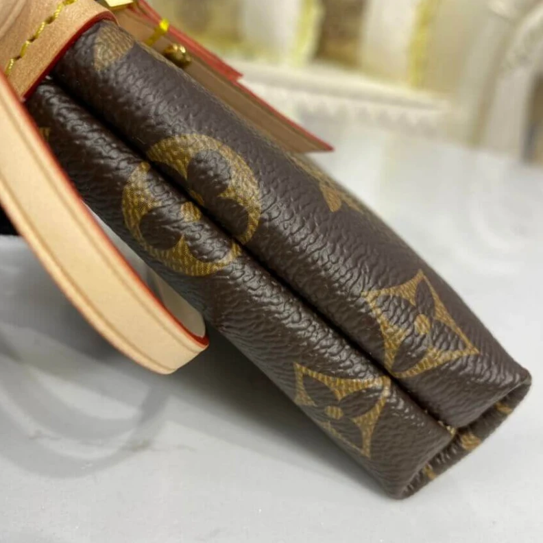 Mythick ru Removable LV Mini Pochette Delightful