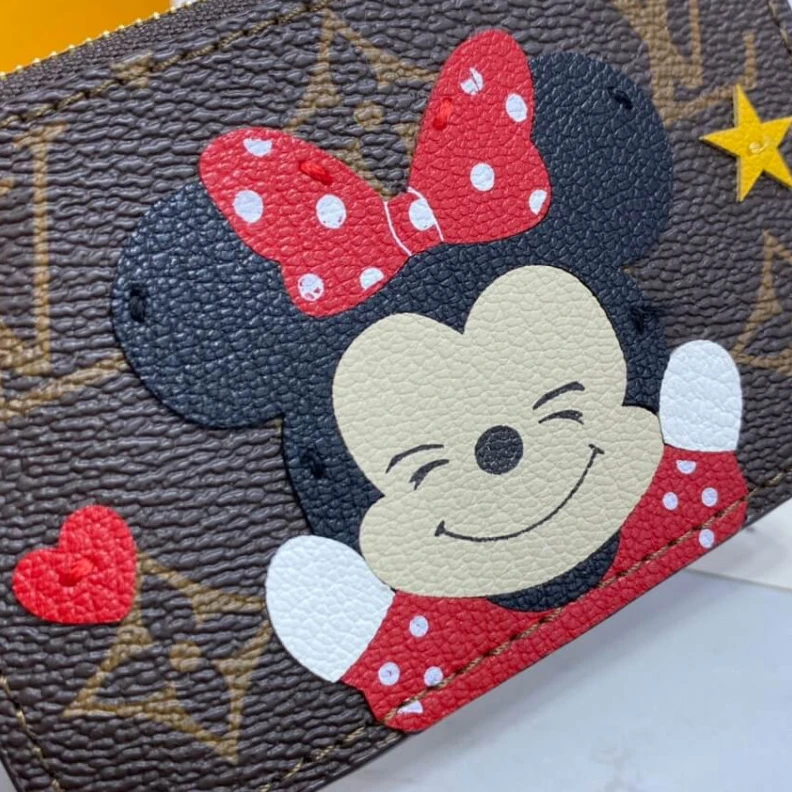 Louis vuitton locations 4 creditc Louis Vuitton Minnie Mouse Coin & Card Holder