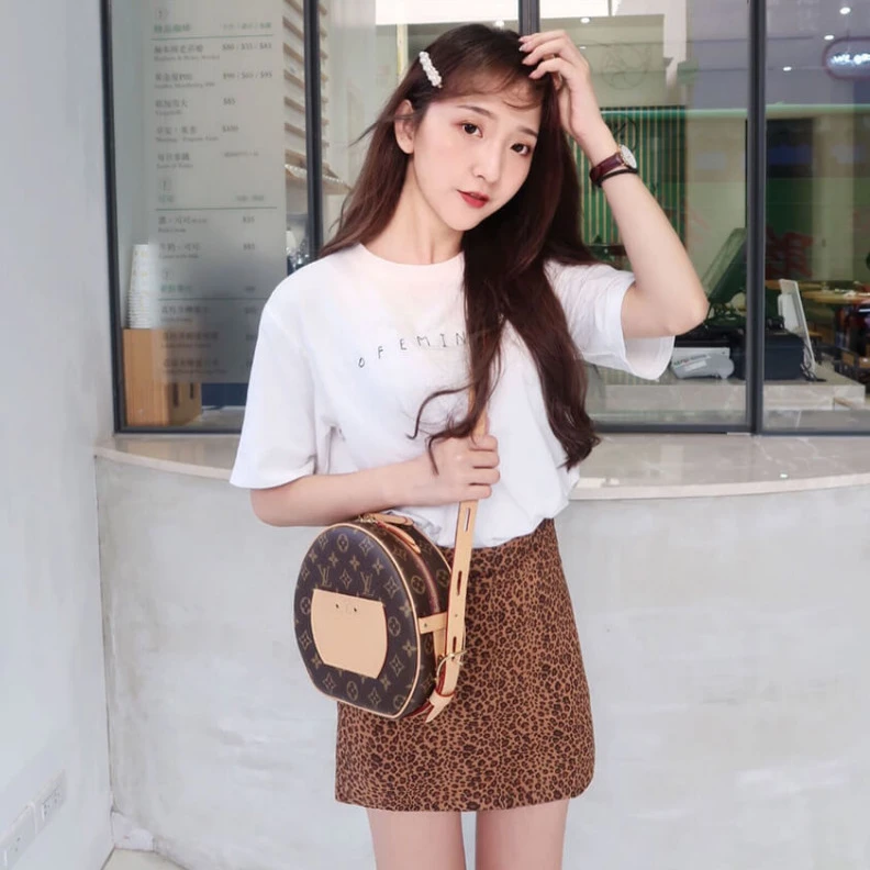 Mythick ru Outside f LV Monogram Boite Chapeau Souple MM