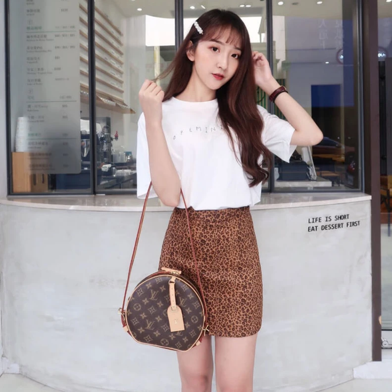 Mythick ru Outside f LV Monogram Boite Chapeau Souple MM