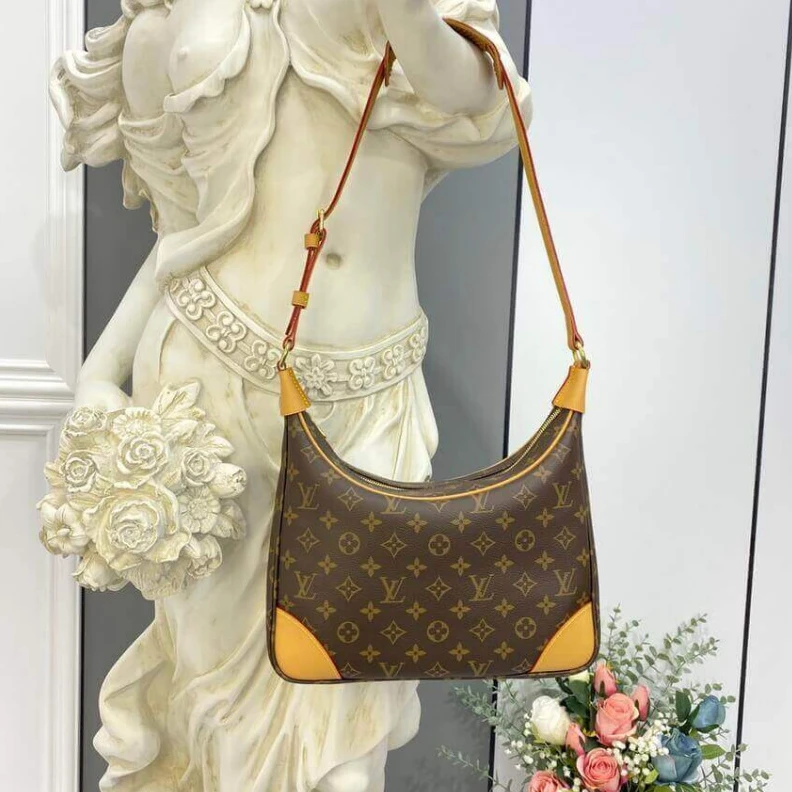Lv belts replica This chic LV Monogram Boulogne 30 Shoulder Bag