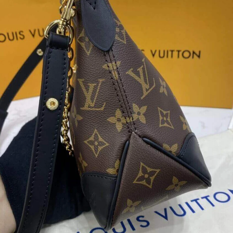 Top lv 4 leather Louis Vuitton Monogram Boulogne Black