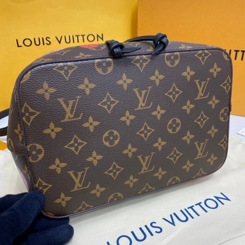 Mythick.ru Goldcolor Louis Vuitton Monogram Cameo Printed Neonoe MM