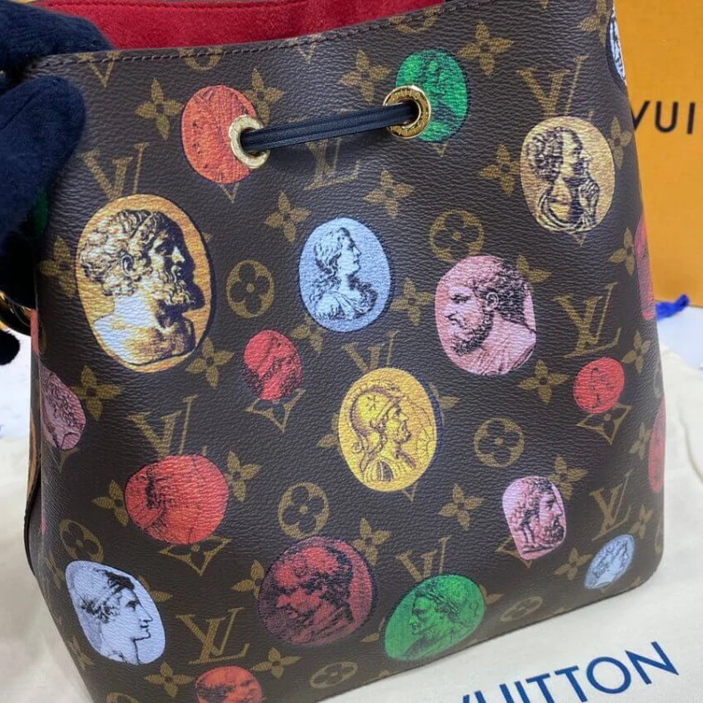 Mythick.ru Goldcolor Louis Vuitton Monogram Cameo Printed Neonoe MM