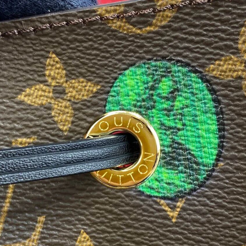 Mythick.ru Goldcolor Louis Vuitton Monogram Cameo Printed Neonoe MM